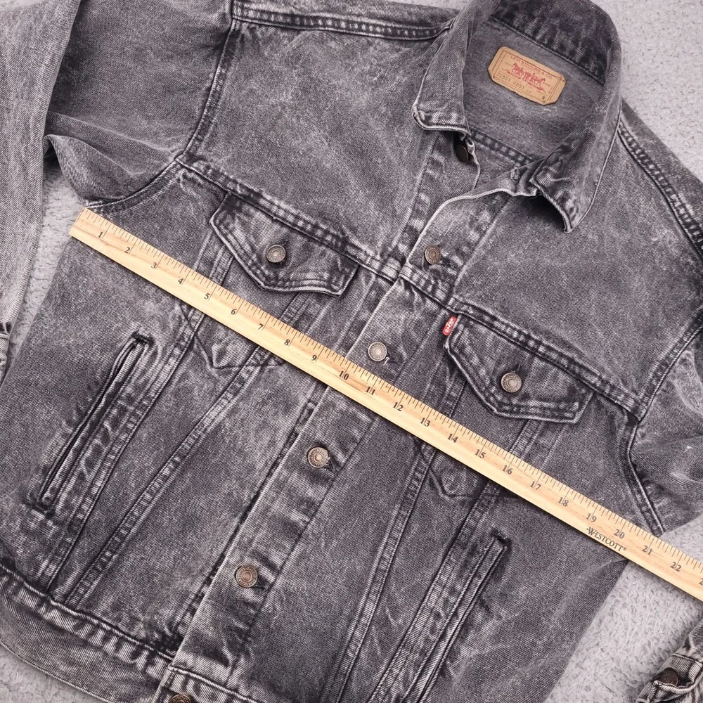 Vintage 80s Levis Denim Jacket Gray Acid Wash Mens Trucker Jean Jacket USA Small - Picture 6 of 15